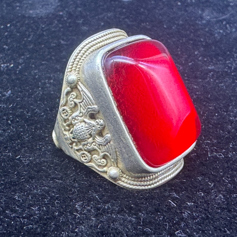 Vintage Collectible Jewelry - Retro postarzany pierścień z tybetańskiego srebra