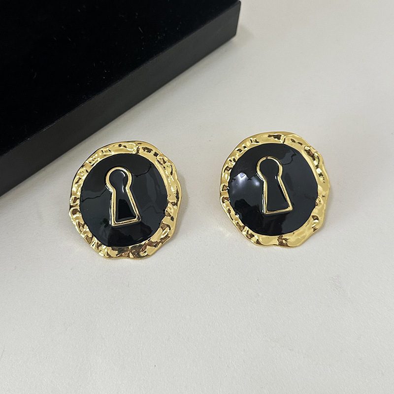 Przesadzone Czarne Emaliowane  – Vintage Collectible Jewelry recenzja i cena