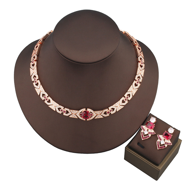 Kolekcja projektantów Kolczyki – Vintage Collectible Jewelry recenzja i cena
