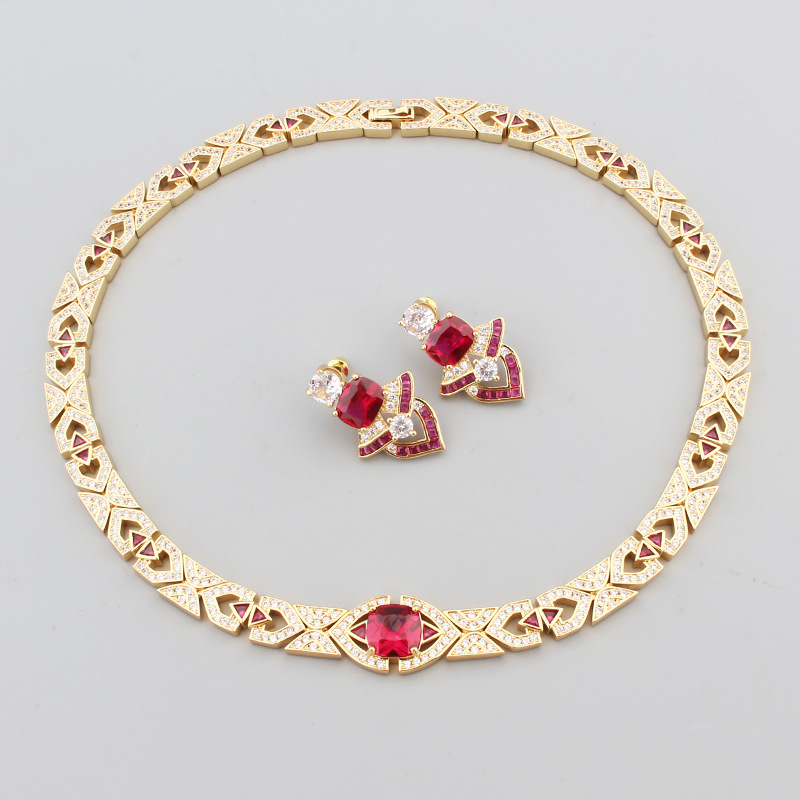 Kolekcja projektantów Kolczyki – Vintage Collectible Jewelry recenzja i cena
